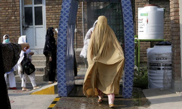 Μετάλλαξη Όμικρον: Πρώτο κρούσμα και στο Πακιστάν