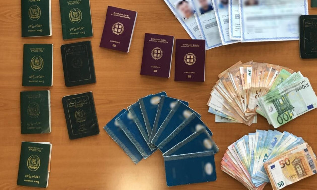 Στο μικροσκόπιο ΕΥΠ και Αντιτρομοκρατικής πλαστογράφοι που συνελήφθησαν στην Αθήνα