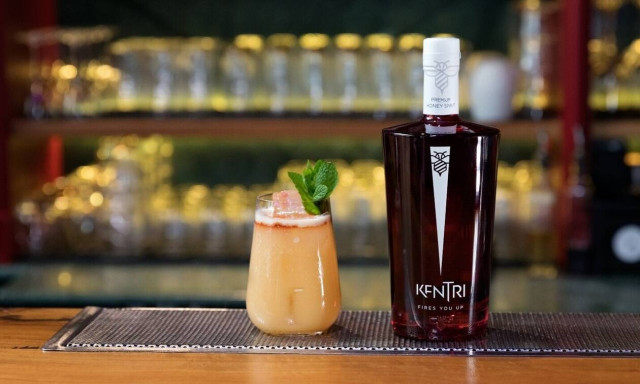 Οι φινετσάτες συνταγές για cocktails που θα κεντρίσουν τις βραδιές μας αυτόν τον χειμώνα