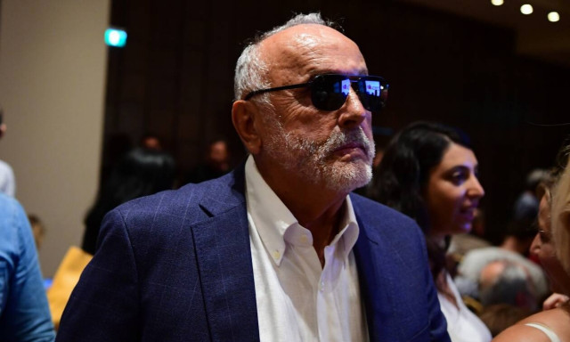 Ο Κουρουμπλής καταγγέλλει διακρίσεις στις ΜΕΘ επί ΣΥΡΙΖΑ