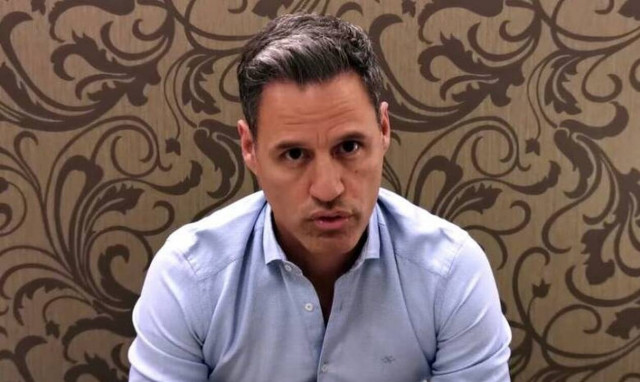 Η «αντίδραση» του Γρηγόρη Πετράκου μετά την εισαγωγή του Γιώργου Τράγκα στη ΜΕΘ λόγω κορονοϊού