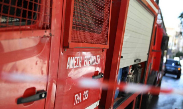 Ηράκλειο: Λαμπάδιασε ΙΧ - Κάηκε ολοσχερώς το όχημα