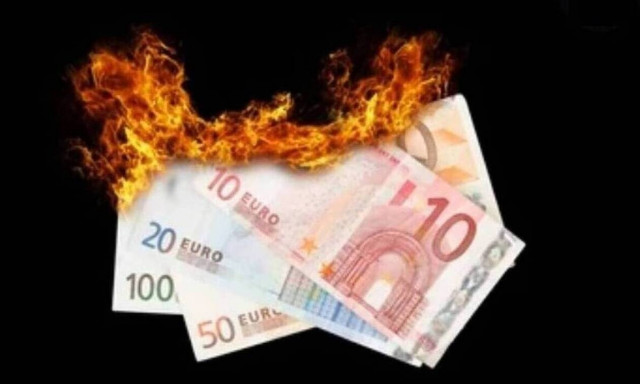 Ο πληθωρισμός αφυπνίζει τις κεντρικές τράπεζες σε όλο τον κόσμο