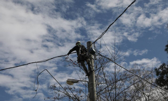 Κακοκαιρία: Δύο μέρες χωρίς ρεύμα χωριά της Κόνιτσας