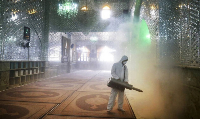 ΠΟΥ: Η παραλλαγή Όμικρον συνιστά έναν «πολύ υψηλό» παγκόσμιο κίνδυνο