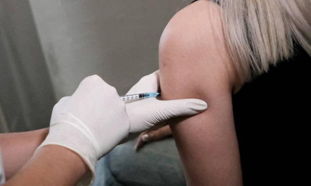 Θεοδωρίδου για εμβολιασμό παιδιών: Τι γίνεται αν ένα παιδί έχει νοσήσει - Ποια τα συμπτώματα