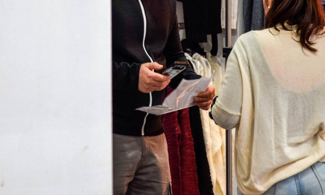 Στην Αχαρνών το εργαστήριο πλαστών Covid τεστ: Ο «τετραπέρατος» Χαμπίμπι και οι διάλογοι