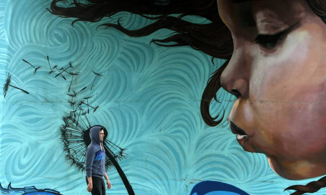 Ανασκόπηση 2021: Οι «στιγμές» που σημάδεψαν τη χρονιά που φεύγει - Ο πλανήτης σε 12 «στάσεις»