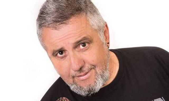 Στάθης Παναγιωτόπουλος: Ποιος είναι ο παρουσιαστής που απομακρύνθηκε από τους Ράδιο Αρβύλα