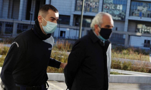 Μάνα θύματος «ψευτογιατρού»: «Από τον Dr Konto πήραμε τα κόκκαλα της κόρης μας σε σεντόνι»