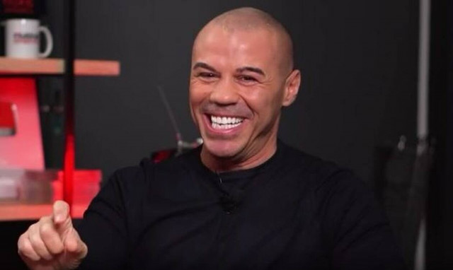 Μιχάλης Ζαμπίδης: Καρέ - καρέ η «συνάντηση» με διαρρήκτες μέσα στο σπίτι του (videos)