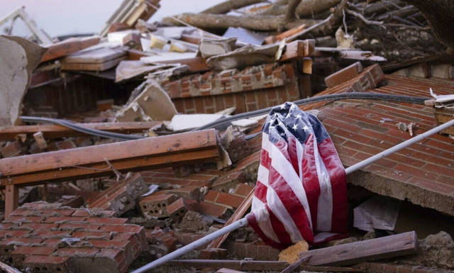 Ανείπωτη τραγωδία: 12 νεκρά παιδιά από τους ανεμοστρόβιλους που σάρωσαν τις ΗΠΑ