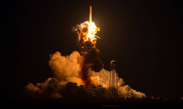 Μελέτη: Οι νευροχειρουργοί και οι επιστήμονες δεν είναι πιο έξυπνοι από τους «κοινούς θνητούς»