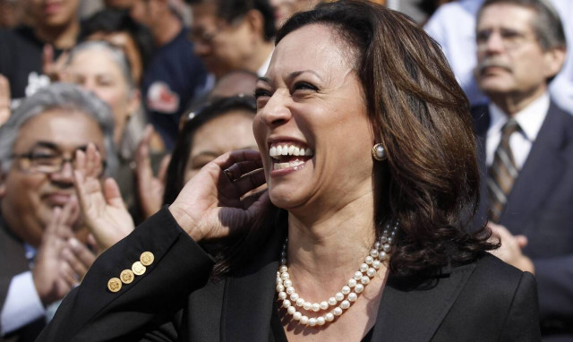 Ποιος φοβάται την Κάμαλα Χάρις; Φήμες, πηγαδάκια και κόντρες για τη «σιδηρά κυρία» του Λευκού Οίκου