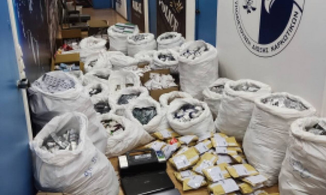 Το «χρυσό» παζάρι με τα αναβολικά: Ο Σλοβένος αρχηγός και το φαρμακείο στα Εξάρχεια