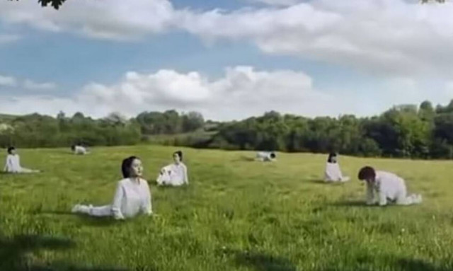 Σάλος στη Νότια Κορέα με διαφήμιση για γάλα που συγκρίνει τις γυναίκες με… αγελάδες