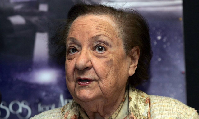 Ροζίτα Σώκου: Στο νοσοκομείο με κορονοϊό και η κόρη της (vids)