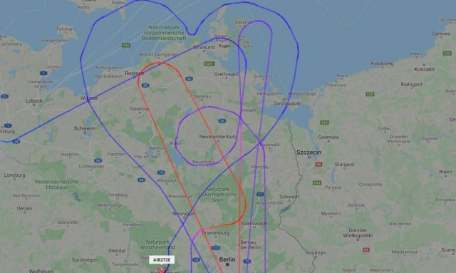 Το... αντίο αγάπης από το superjumbo της Airbus - Ο συμβολικός αποχαιρετισμός (pic)