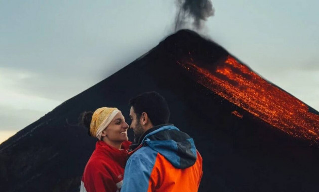 Με... έναν μισθό! Το ζευγάρι από την Κρήτη που έχει ταξιδέψει σε όλο τον κόσμο