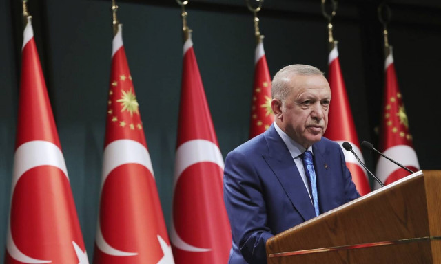 Ερντογάν Οζτούρκ μορφίνη 