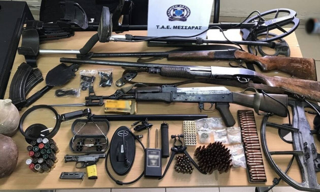 Ηράκλειο: Σύλληψη για αρχαία και όπλα στον Δήμο Γόρτυνας