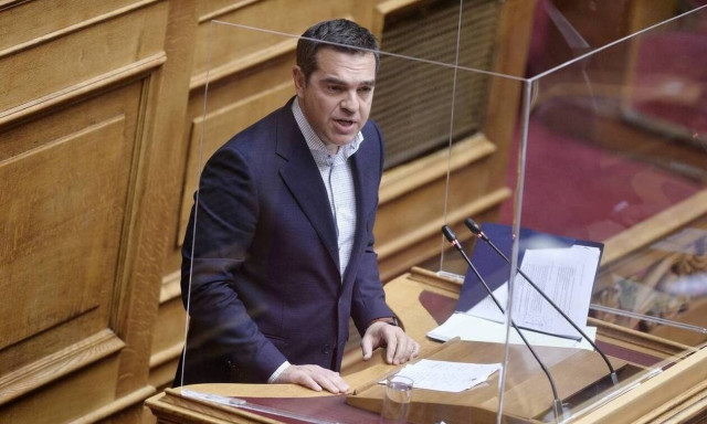 Tsipras calls for revision of EU Stability Pact in contacts on sidelines of PES meetings