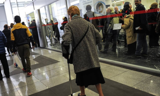 Συντάξεις: Συνεχίζονται οι πληρωμές - Ποιοι θα δουν χρήματα από τις 22 Δεκεμβρίου