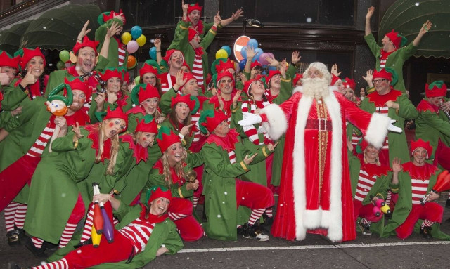 Συνέντευξη με ένα ξωτικό: Τι θα φέρει ο Άγιος Βασίλης στον κόσμο - Η ξεχωριστή αναφορά στην Ελλάδα