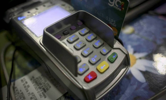 Οι e - αποδείξεις που φέρνουν έξτρα έκπτωση φόρου έως 2.200 ευρώ