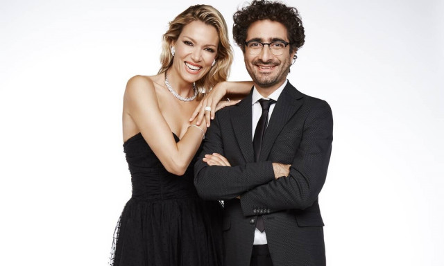 DWTS: To 10o live με special guests την Έλενα Τσαγκρινού και τον Κρατερό Κατσούλη (video)