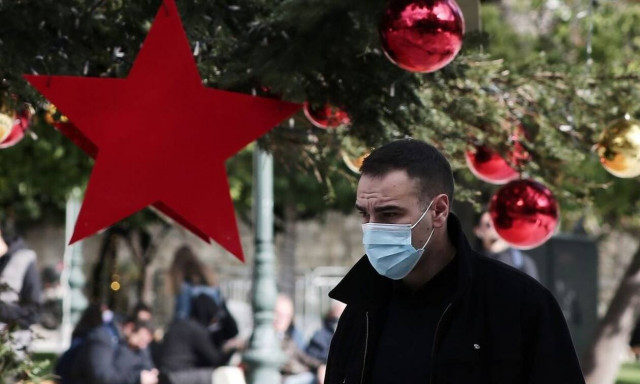 Πρασσάς: H «Όμικρον» θα φέρει άνοδο κρουσμάτων στην Ελλάδα - Τι συμβαίνει με τα εμβόλια