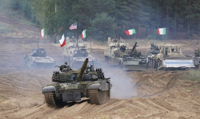 Aνεβαίνει η ένταση ανάμεσα στη Δύση και τη Μόσχα για την Ουκρανία