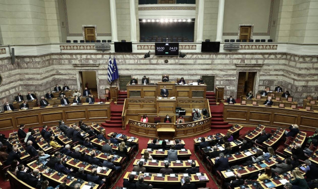 Βουλή: Η άγρια πόλωση, η επίκληση των εκλογών και η πρόταση δυσπιστίας που δεν έγινε