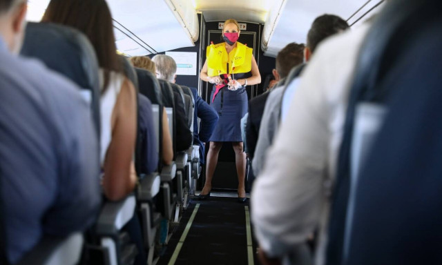 Ταξιδιωτικές οδηγίες: Τι χρειάζεται για την είσοδο στην Ελλάδα από σήμερα - Όλα όσα πρέπει να ξέρετε