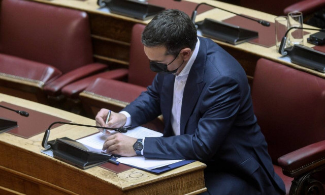 Το μήνυμα Τσίπρα στον Ανδρουλάκη: Ανοχή στον Μητσοτάκη ισούται με στήριξή του