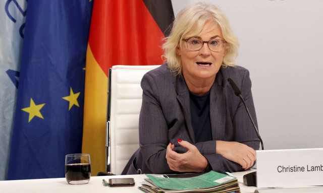 Μήνυμα Γερμανίας προς Ρωσία: Δεν θα επιτρέψουμε στη Μόσχα να υπαγορεύσει την στρατιωτική μας στάση