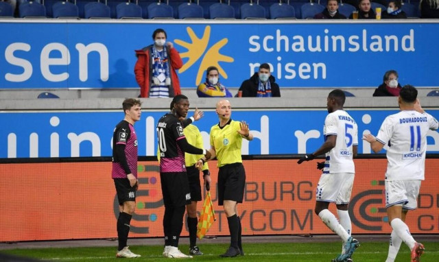 Γερμανία: Οριστική διακοπή σε αγώνα λόγω ρατσιστικής επίθεσης (video)