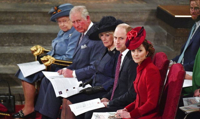 Βασίλισσα Ελισάβετ: Aκυρώνει τα παραδοσιακά της Χριστούγεννα στο Σάντριγχαμ