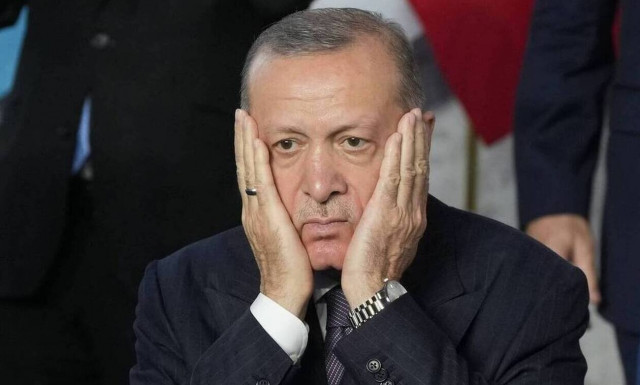 Τουρκία: Ο λαός λιμοκτονεί και ο Ερντογάν αγόρασε νέο αυτοκίνητο 480.000 ευρώ!