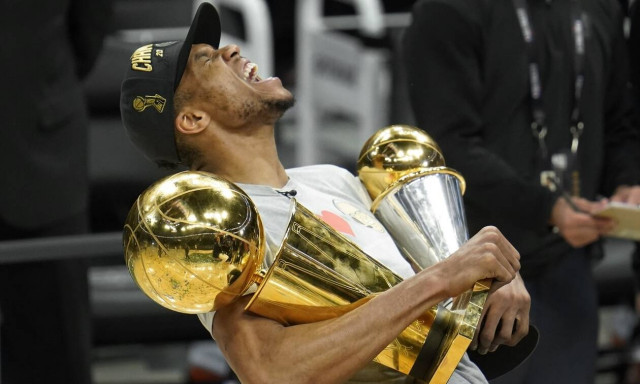 Ανασκόπηση 2021 - Γιάννης Αντετοκούνμπο: Ο βασιλιάς του NBA είναι Έλληνας