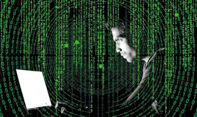 Χριστούγεννα με έξαρση στις ηλεκτρονικές απάτες: Ποιο SMS να μην ανοίξετε - Αδειάζουν λογαριασμούς