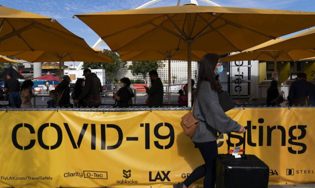 Μετάλλαξη «Όμικρον» - ΗΠΑ: Ραγδαία αύξηση κρουσμάτων - «Δεν θα μπει η χώρα σε καραντίνα»