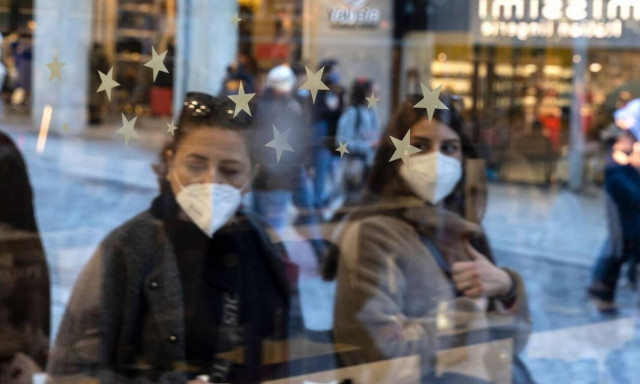 Κορονοϊός: Πρωτοχρονιά με rapid test και για εμβολιασμένους - Ανακοινώσεις ακόμα και σήμερα