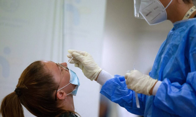 Κορονοϊός: Η κατανομή των 6.424 νέων λοιμώξεων - 2.264 στην Αττική και 1.003 στη Θεσσαλονίκη