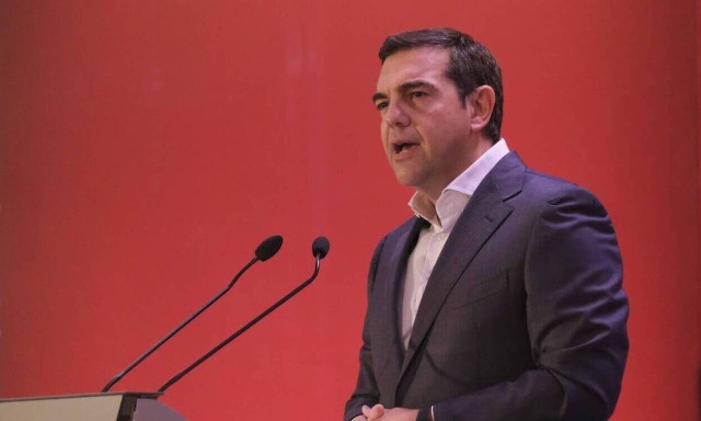 Tsipras: Gov't should distribute free rapid tests to all, regardless of vaccination status