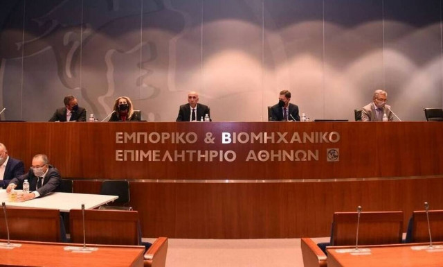 Μη επαρκείς οι στηρίξεις για τις τιμές - σοκ στην ενέργεια κατά το ΕΒΕΑ - Κατέθεσε πέντε προτάσεις