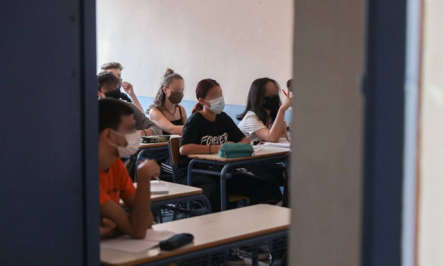 Σχολεία: Αγωνία για τα κρούσματα - Την επόμενη εβδομάδα η συζήτηση στην Επιτροπή και οι αποφάσεις