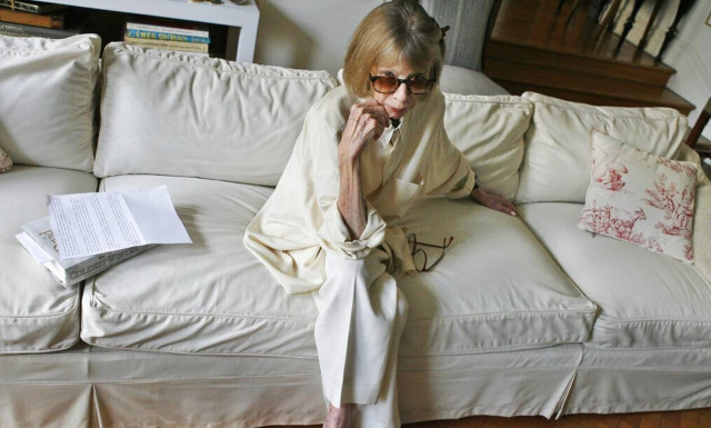 ΗΠΑ: Πέθανε η συγγραφέας και δημοσιογράφος Τζόαν Ντίντιον