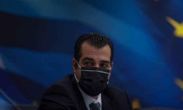 Πλεύρης: Βούληση μας να παραμείνουν τα νέα μέτρα μέχρι την Πρωτοχρονιά - Τι είπε για τα σχολεία