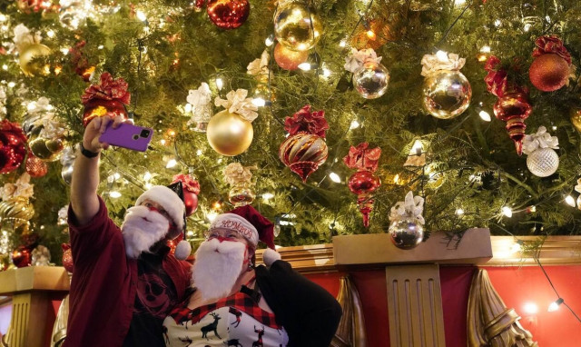 Θλιμμένα Χριστούγεννα στην Ευρώπη λόγω της πανδημίας